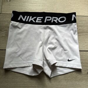 SOLD ON DEPOP @Pearlescent_